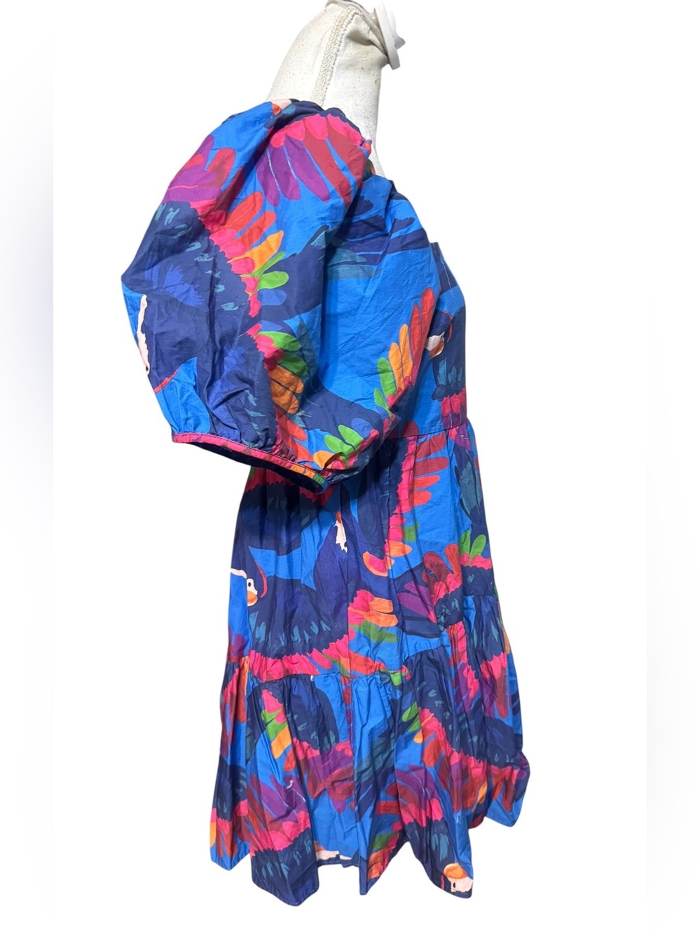 Farm Rio rainbow macaws mini dress size medium NWT - Picture 3 of 6